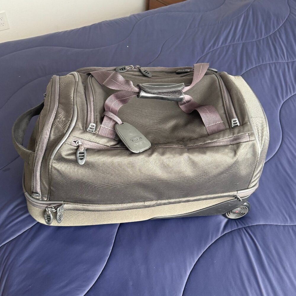 TUMI - T-Tech Wheeled Split Luggage Duffle Bag - No. 5553SLB
